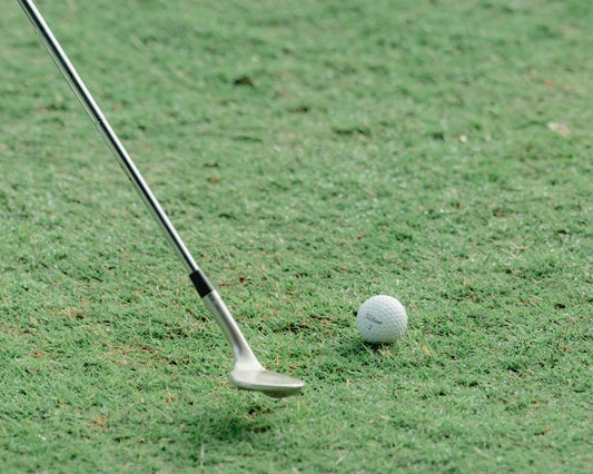 ¿Qué es el Flop Shot en Golf y Cuándo Usarlo?