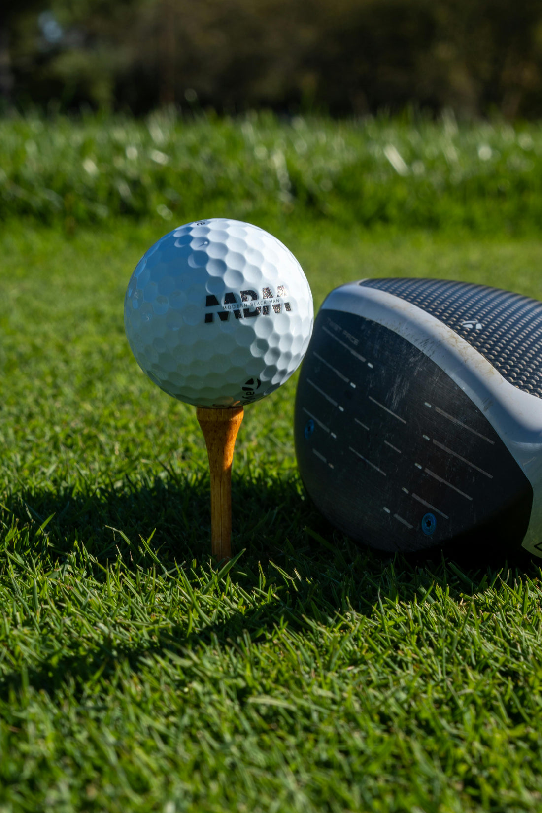 Cómo Elegir tu Primer Driver de Golf: Guía para Principiantes