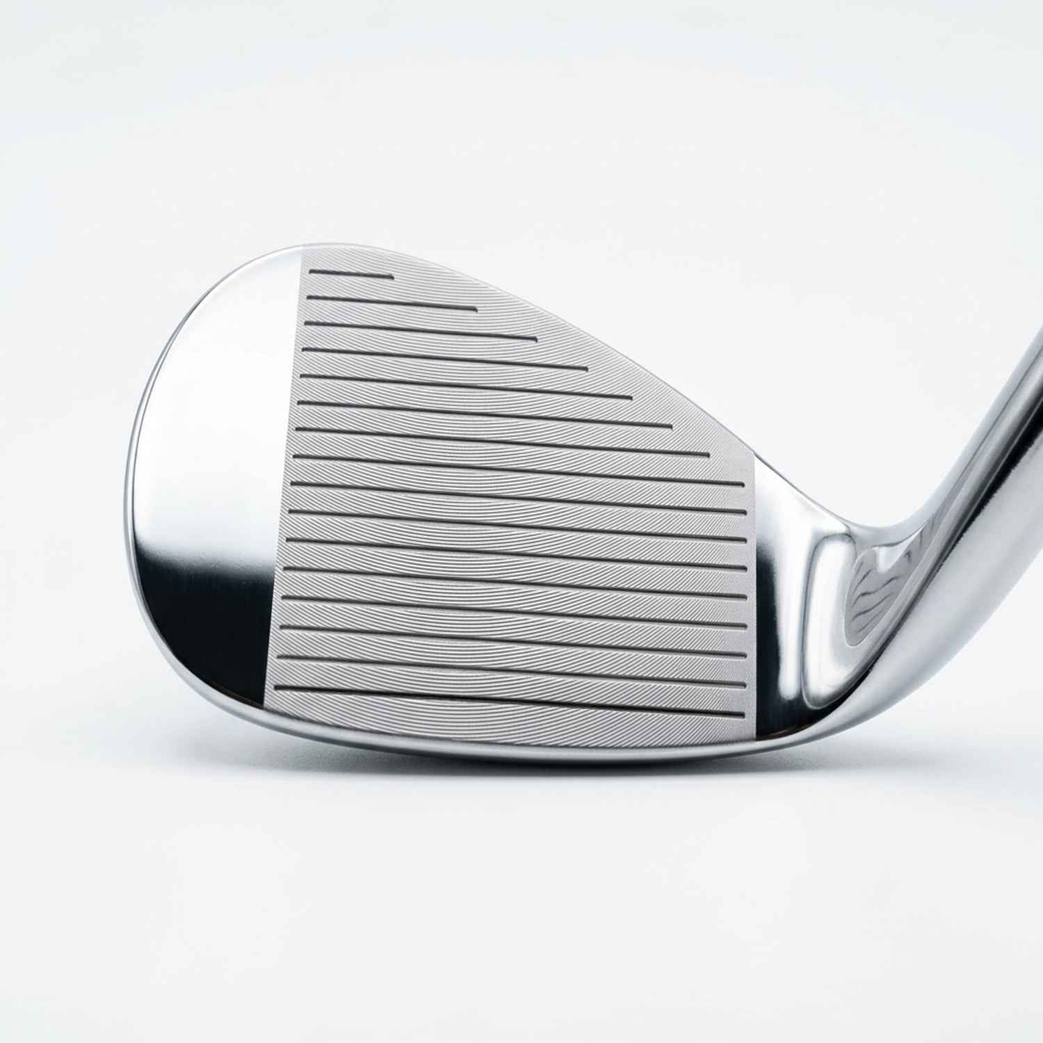 Wedge Kumaz STRYX Silverforce detalle cara ranuras CNC acero forjado